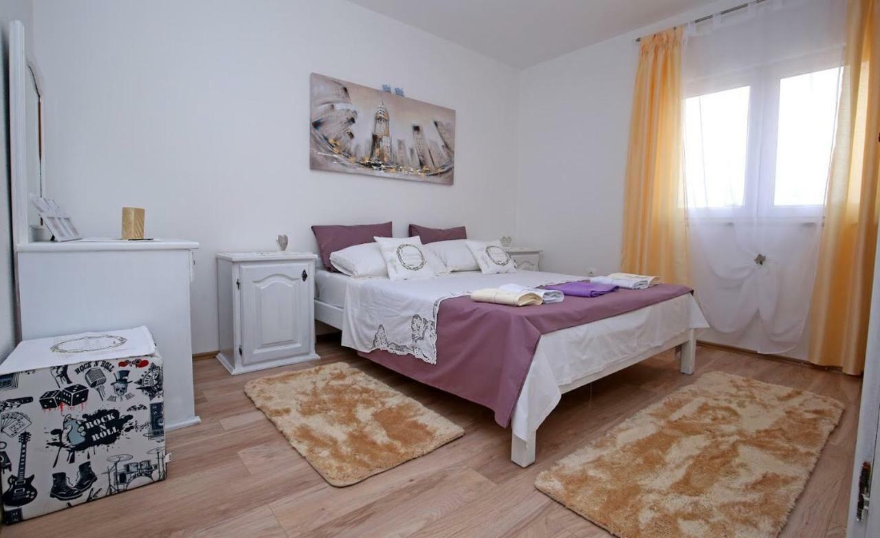 Appartamento Luciano Mravince Esterno foto