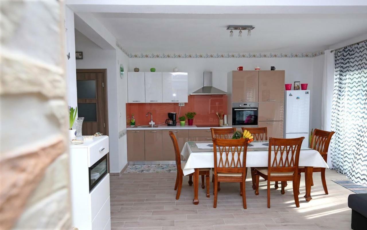 Appartamento Luciano Mravince Esterno foto